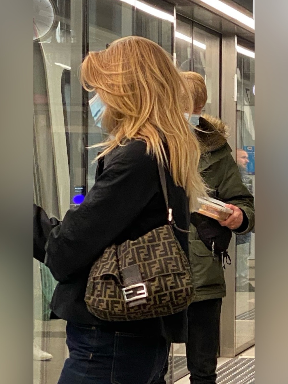 Fendi FF Mamma Baguette Seleria